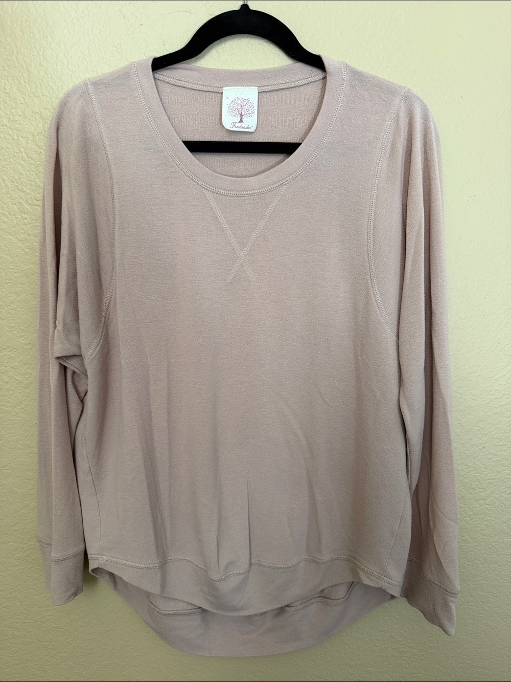 Relaxed Crewneck Sweatshirt in Light Pink- Small